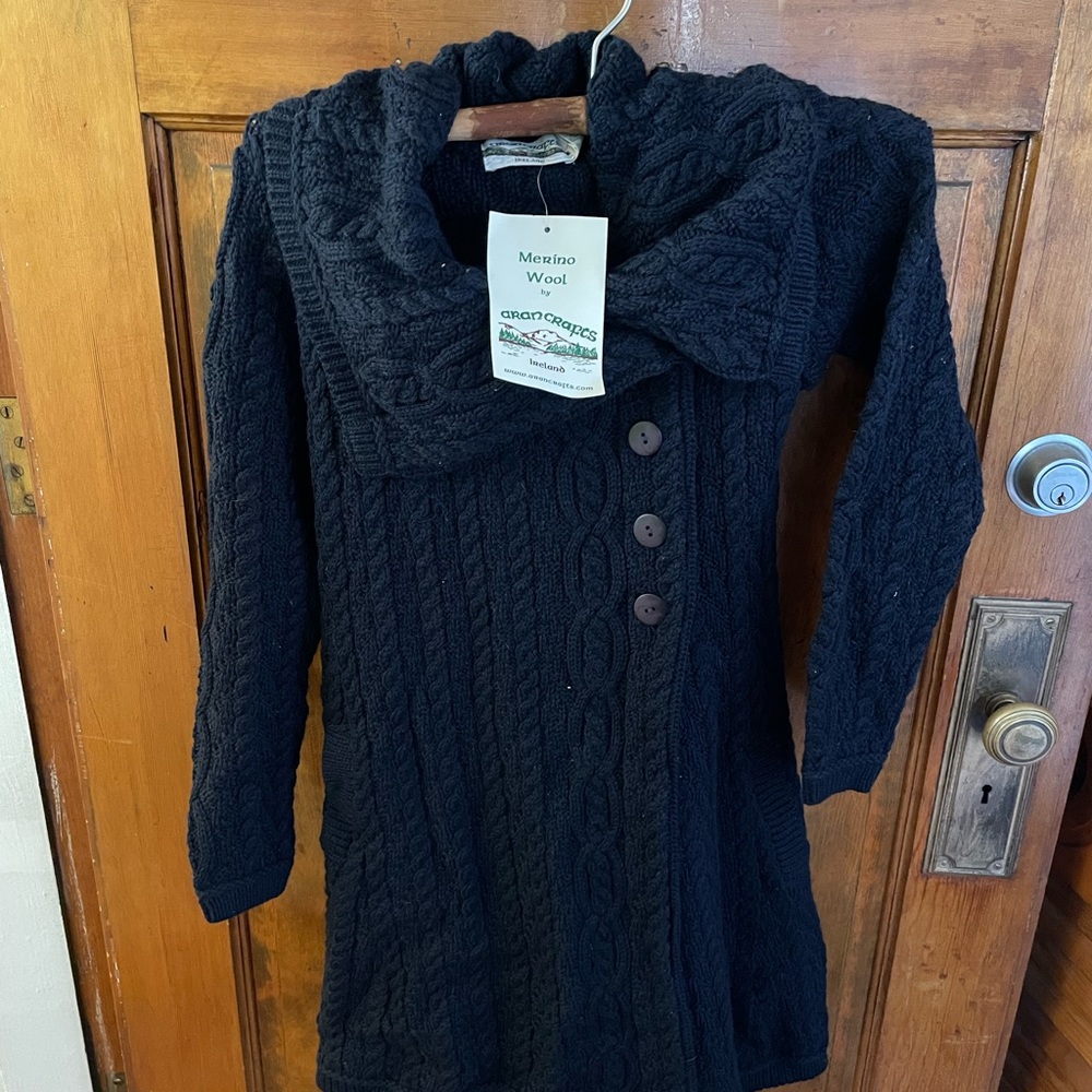 NWT Aran Crafts sweater from Ireland. Made from 100% Merino Wool